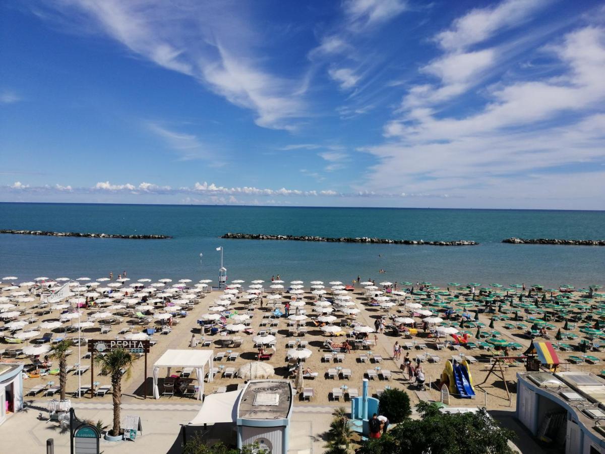 Hotel Eden Bellaria-Igea Marina Esterno foto