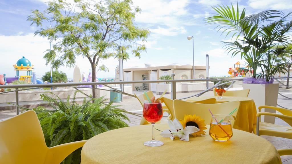Hotel Eden Bellaria-Igea Marina Esterno foto