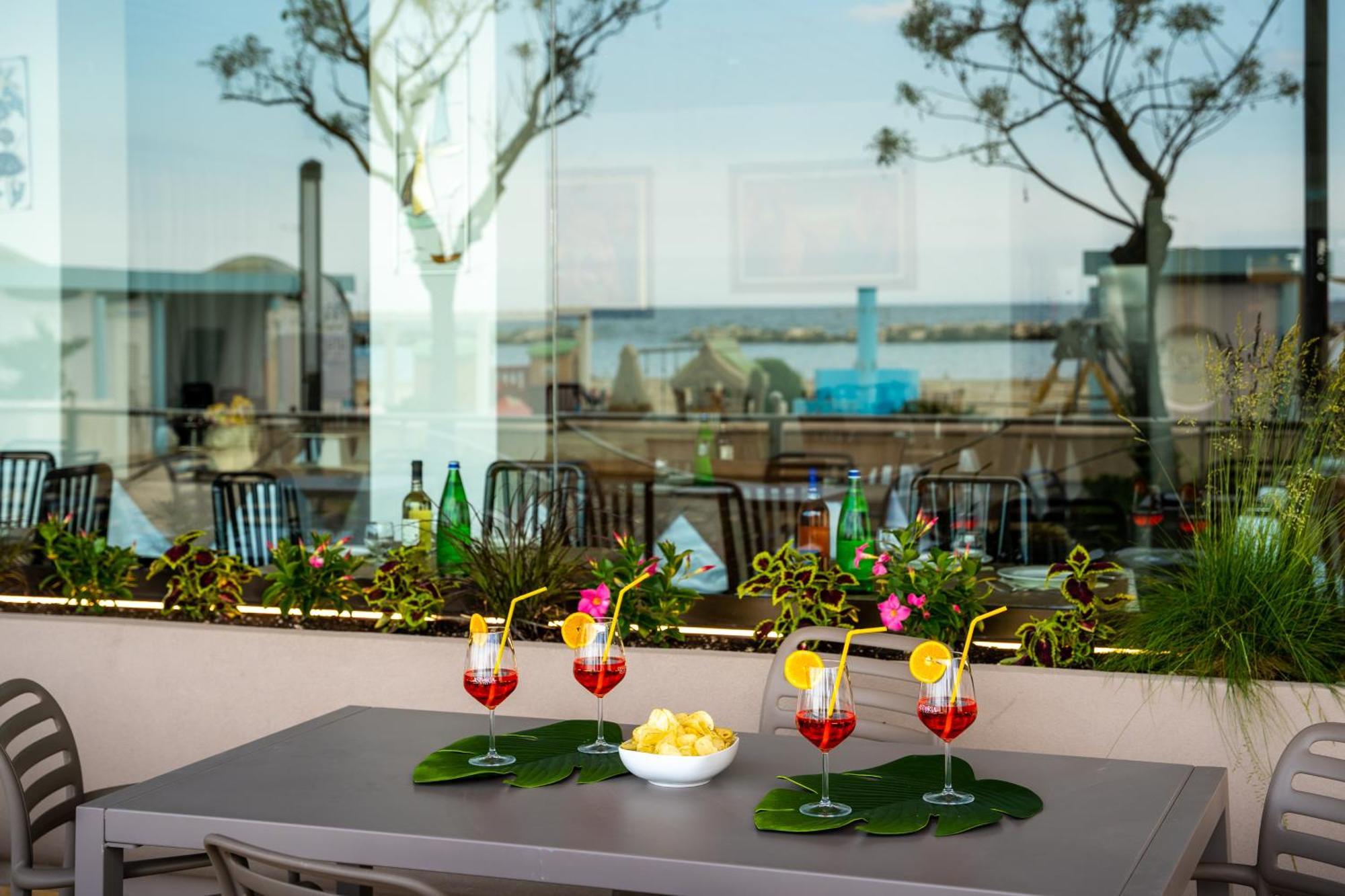 Hotel Eden Bellaria-Igea Marina Esterno foto