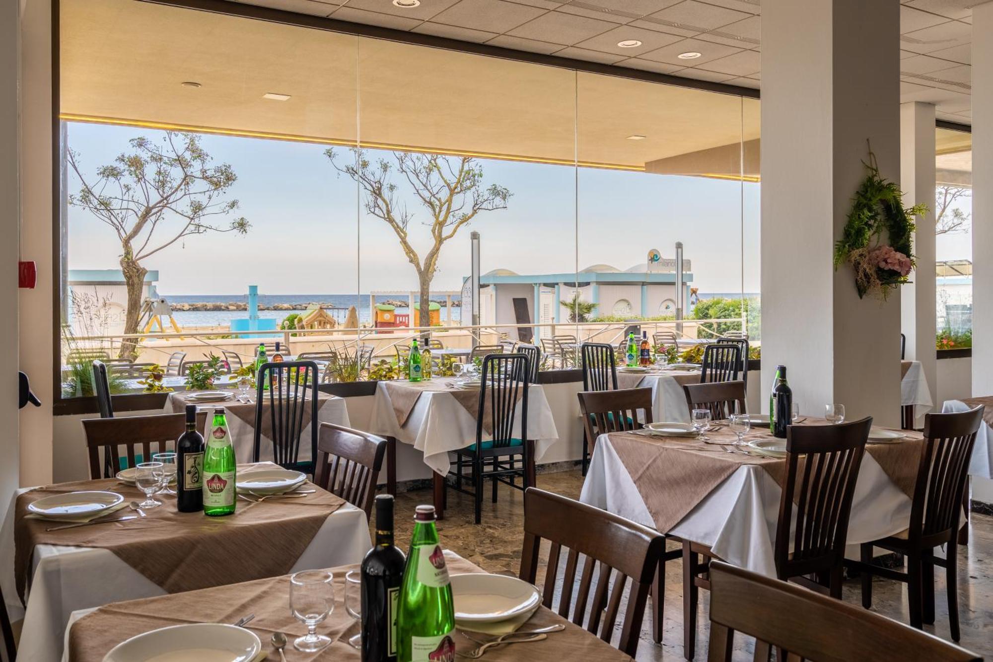 Hotel Eden Bellaria-Igea Marina Esterno foto