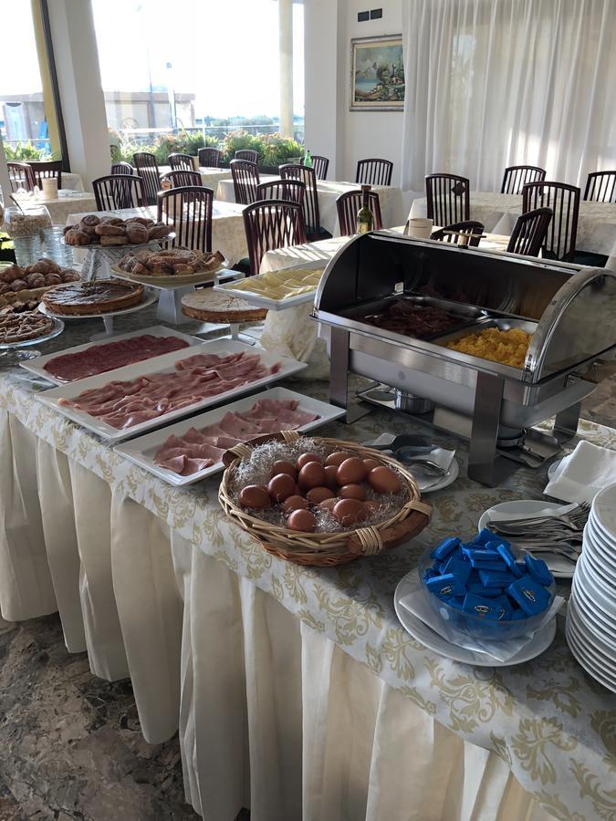 Hotel Eden Bellaria-Igea Marina Esterno foto